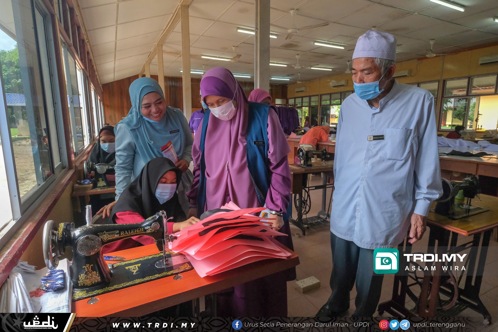 Kerajaan Prihatin Golongan OKU, Warga Emas