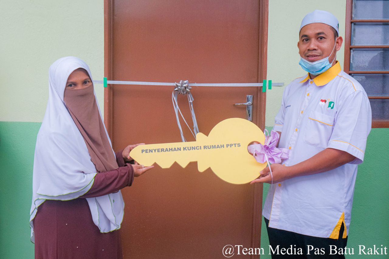 Kak Mek Miliki Rumah Sendiri Selepas 10 Tahun