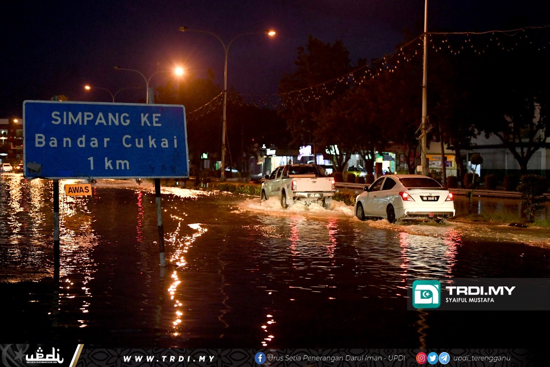 Situasi Banjir Makin Teruk Di Bandar Chukai