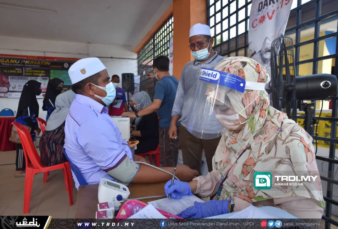 200 Penduduk Daftar Vaksin Respon Kempen Teganu Prihatin