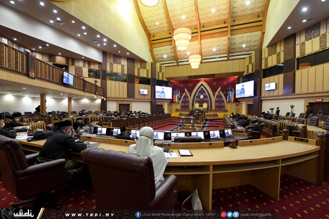 Sultan Terengganu Titah Kerajaan Rangka Strategi Pulihkan Ekonomi Negeri