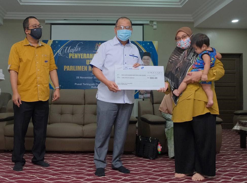 'Ini Bukan Bantuan Besar, Cuma Membantu Mereka Menampung Hidup'