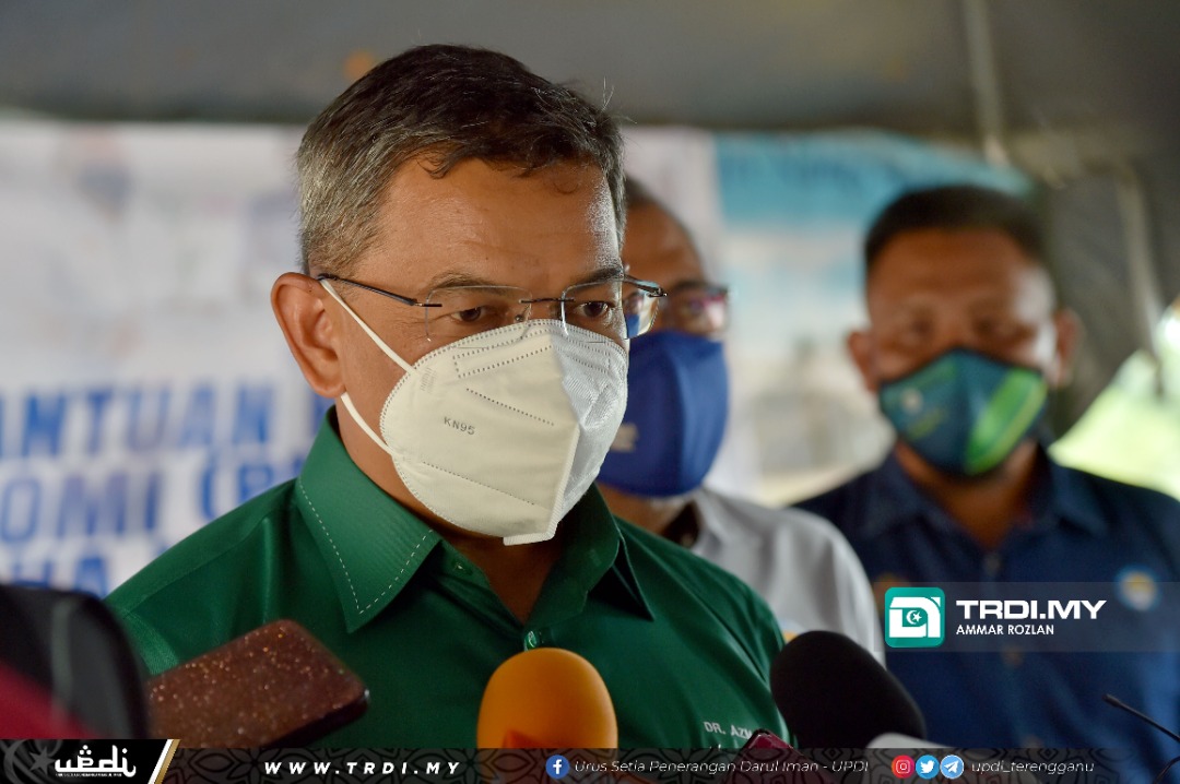 "Fokus Beri Pancing Dan Umpan, Bukan Ikan" - Dr Azman