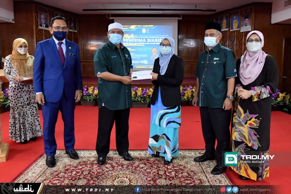 Pelajar Cemerlang Teruja Ditaja Lanjut Pengajian Ke Australia