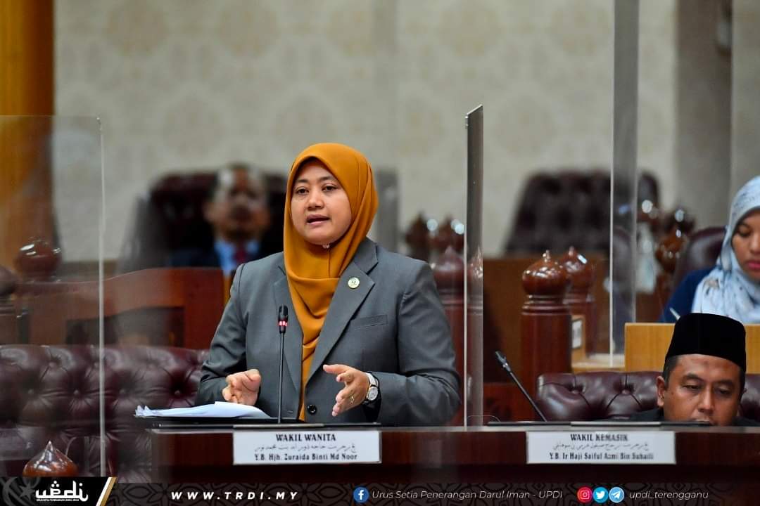 Kedai Gunting Rambut 'Uniseks' Tidak Perlu