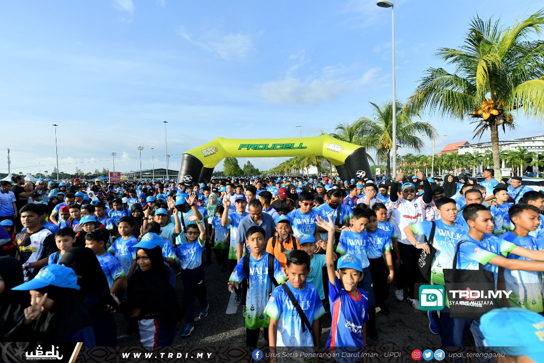 6,000 'Walk For Peace' Di Terengganu