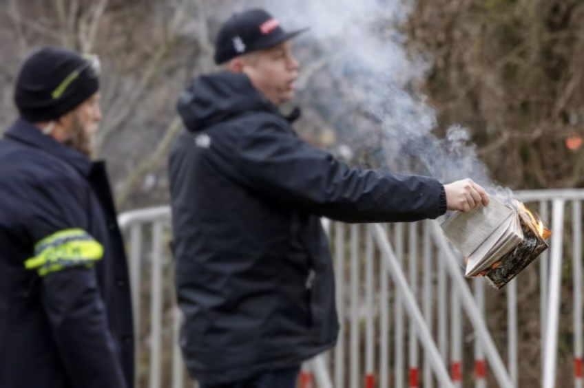 Bakar Al-Quran : Umat Islam Wajib Cakna