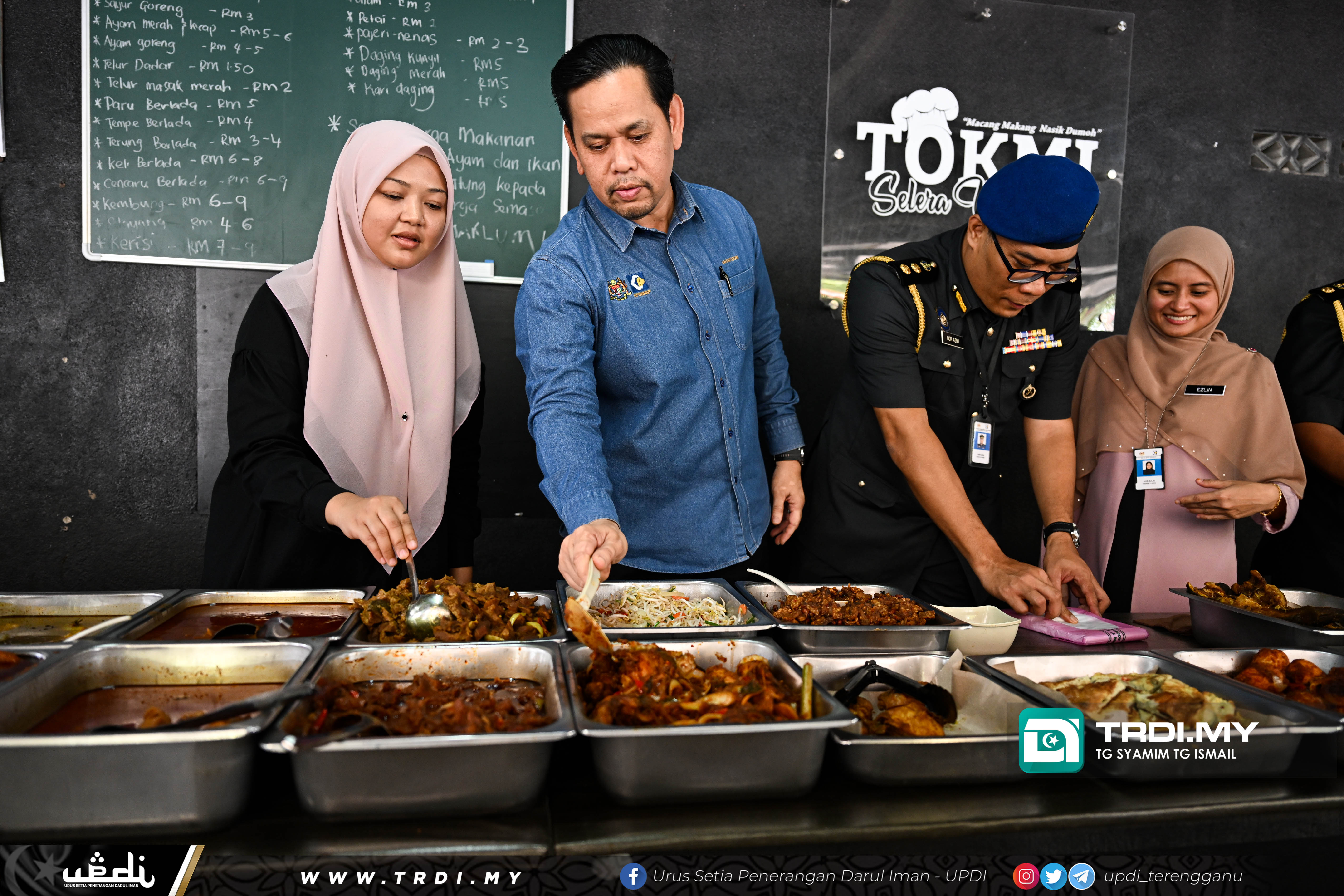Pelaksanaan Menu Rahmah di Negeri Terengganu bertempat di Kedai Tokmi Selera Kampung, Telaga Daing