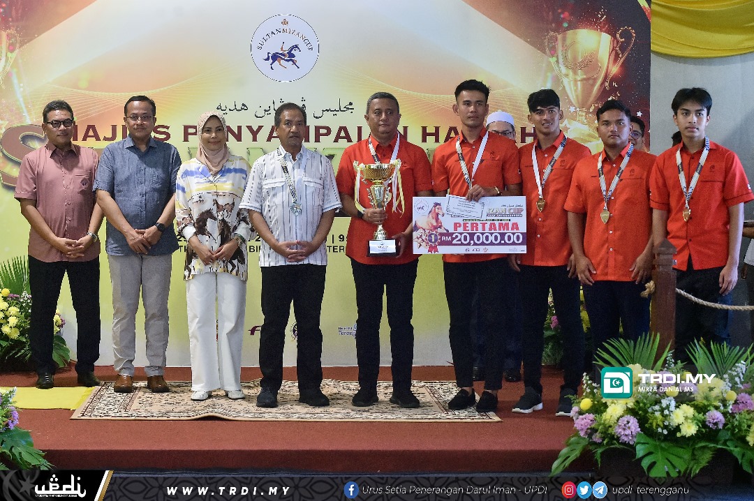 Sultan Mizan Berangkat Sampaikan Hadiah Pertandingan Kuda Lasak