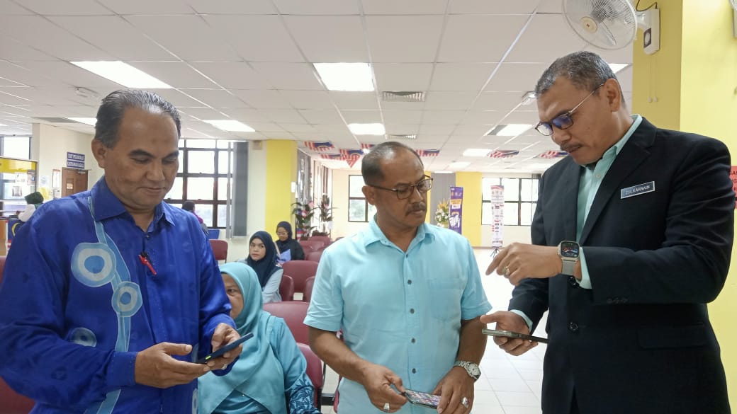 'Sila Berhenti Jika Lesen Mati'