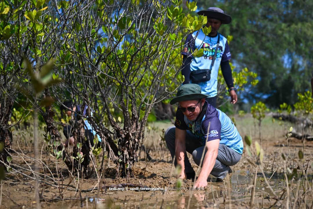 Pesta ‘Maing Ujang’ Tarik Pelancong Musim Tengkujuh