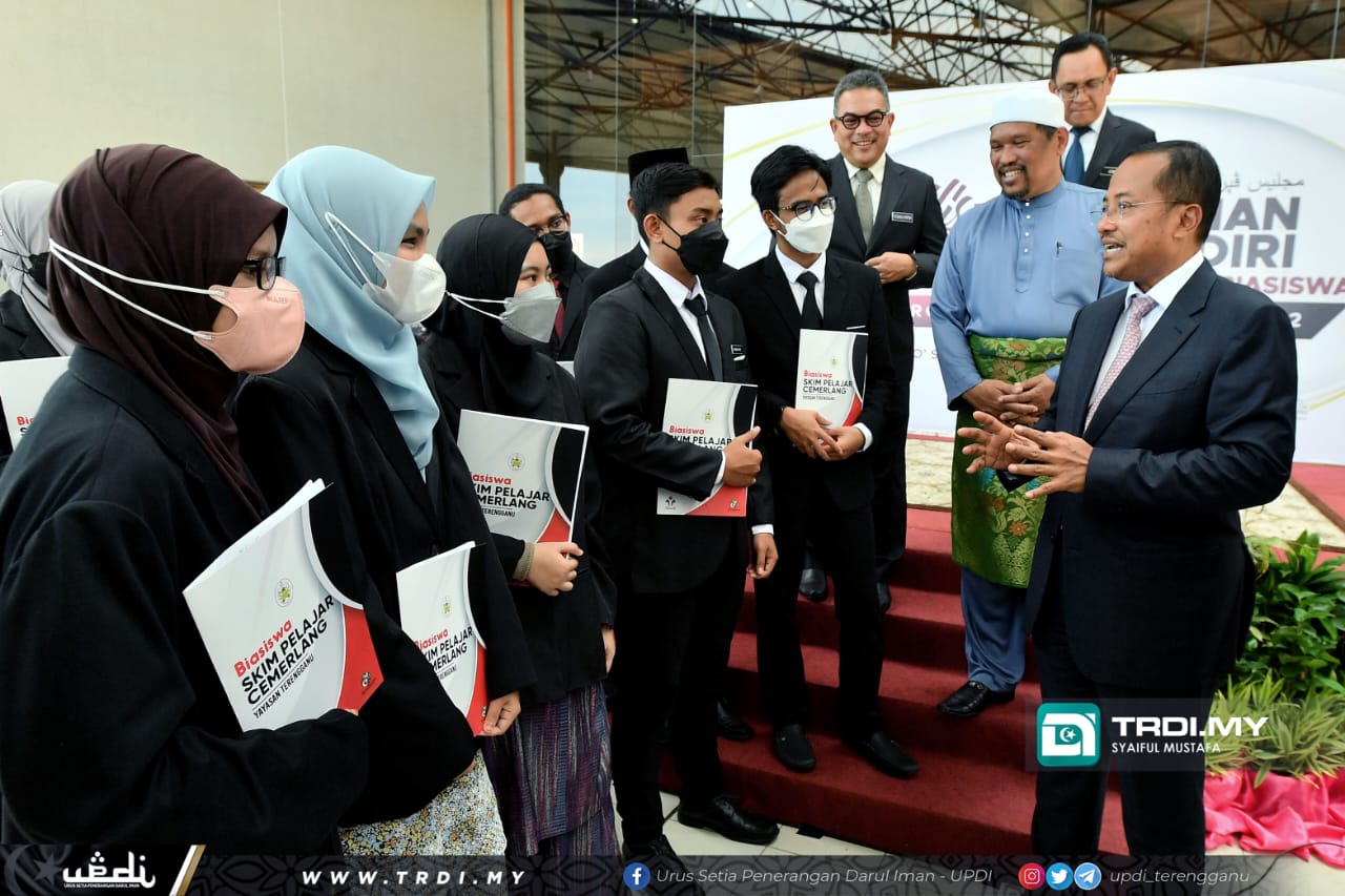 Don't be shy to speak English in Terengganu