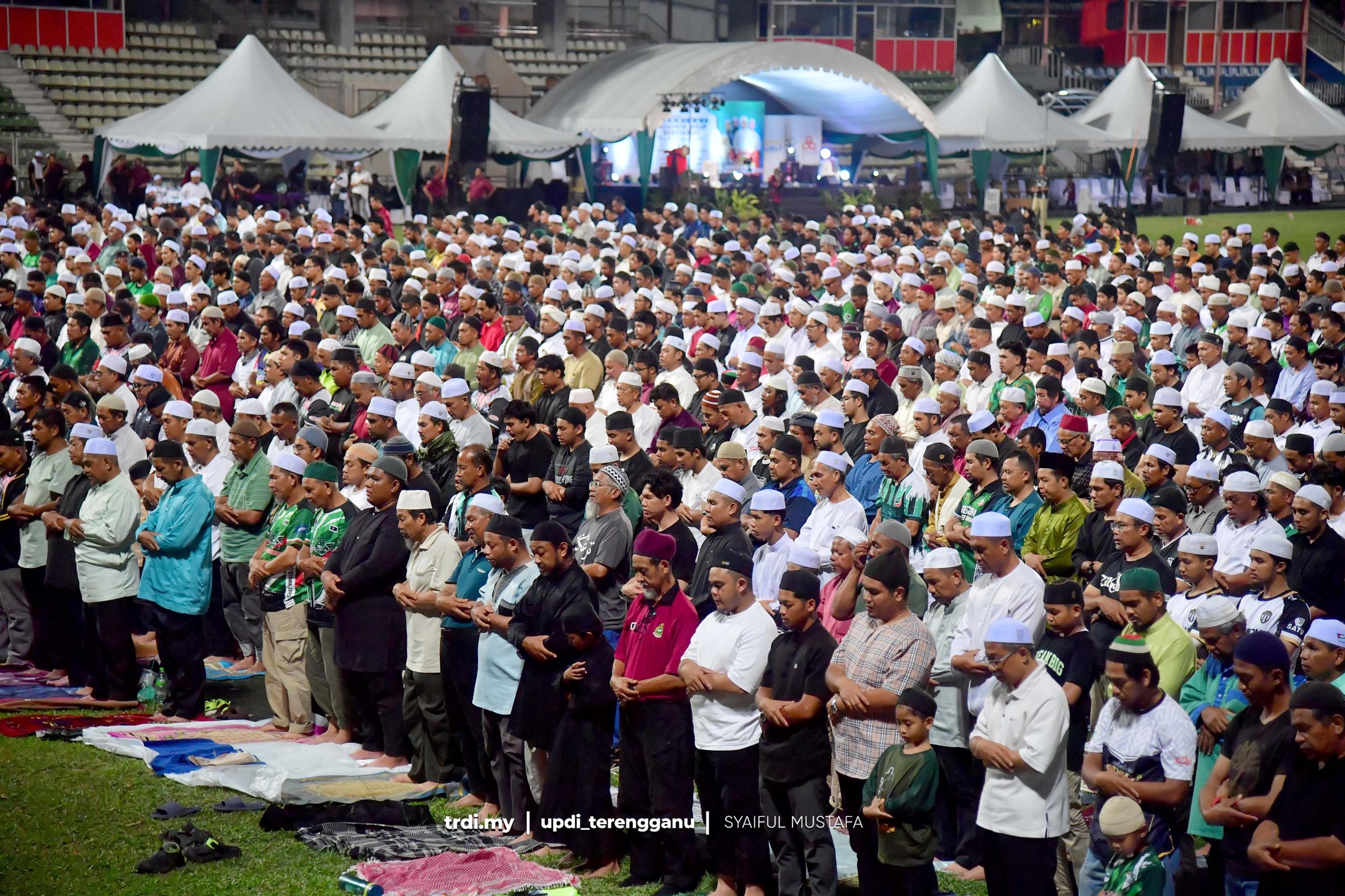 Rakyat Bermunajat Agar Derita Angkara Politik Terhenti