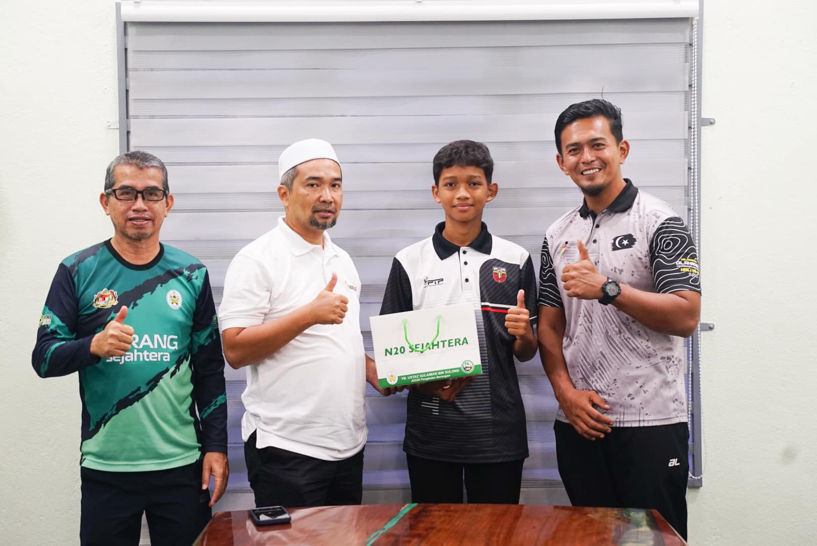 Pengorbanan Seorang Guru Bantu Pelajar OKU Raih Emas