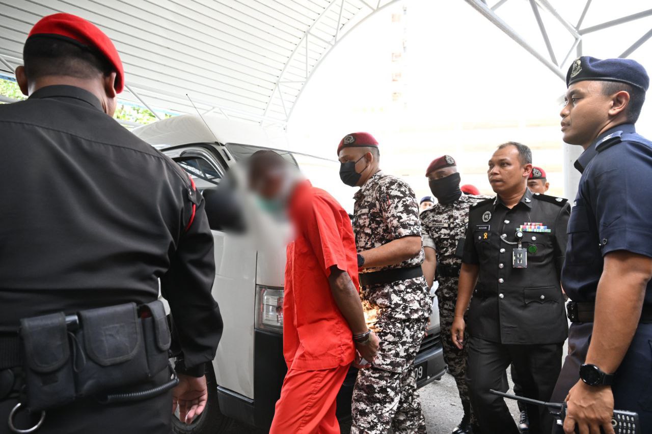 Sebatan Syariah: Permulaan Terengganu Mendaulatkan Perundangan Islam