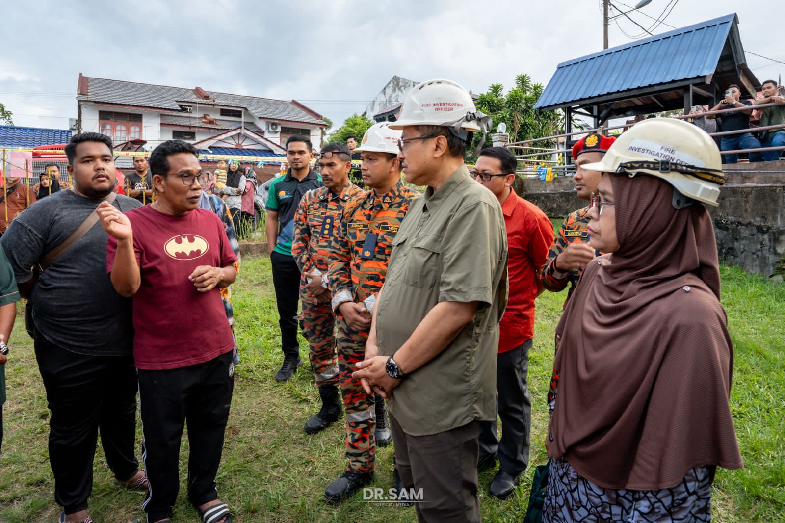 MB Ziarah Mangsa Musibah Kebakaran Di Kampung Alor Pok Bang