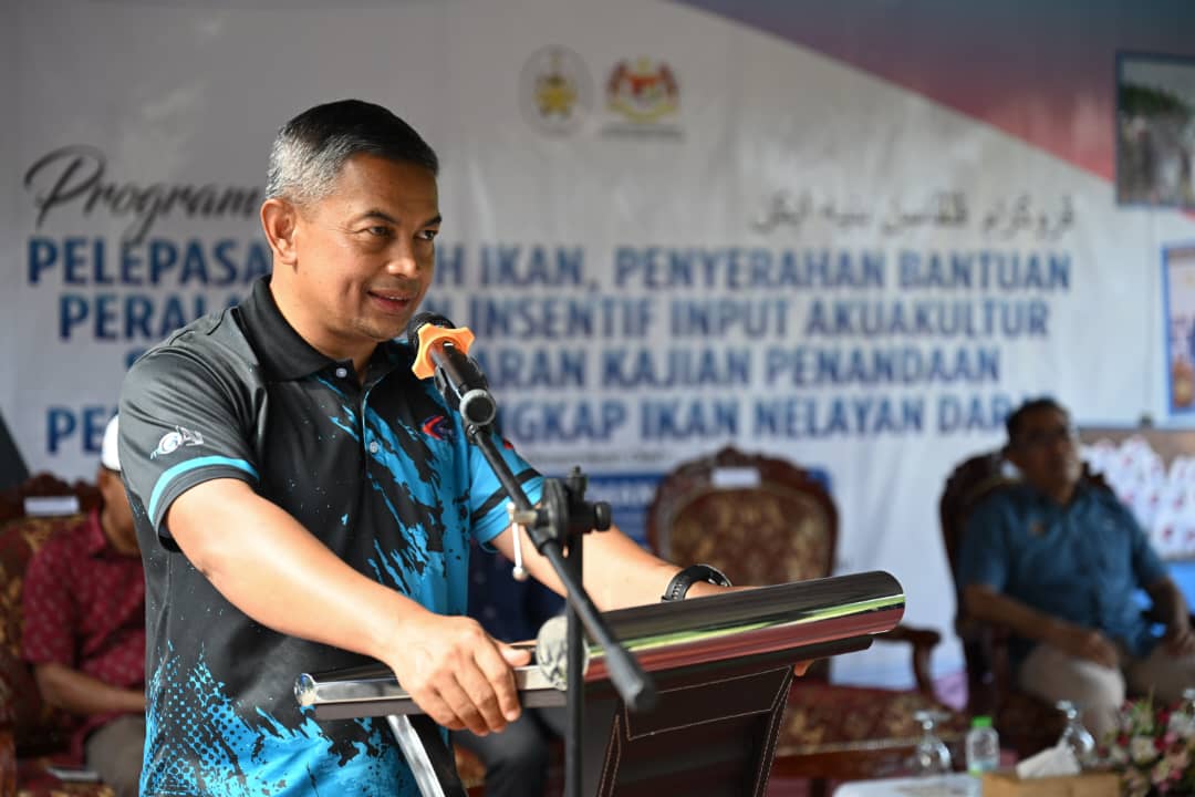 Kontraktor Gagal Akan Dituntut Ganti - Dr. Azman