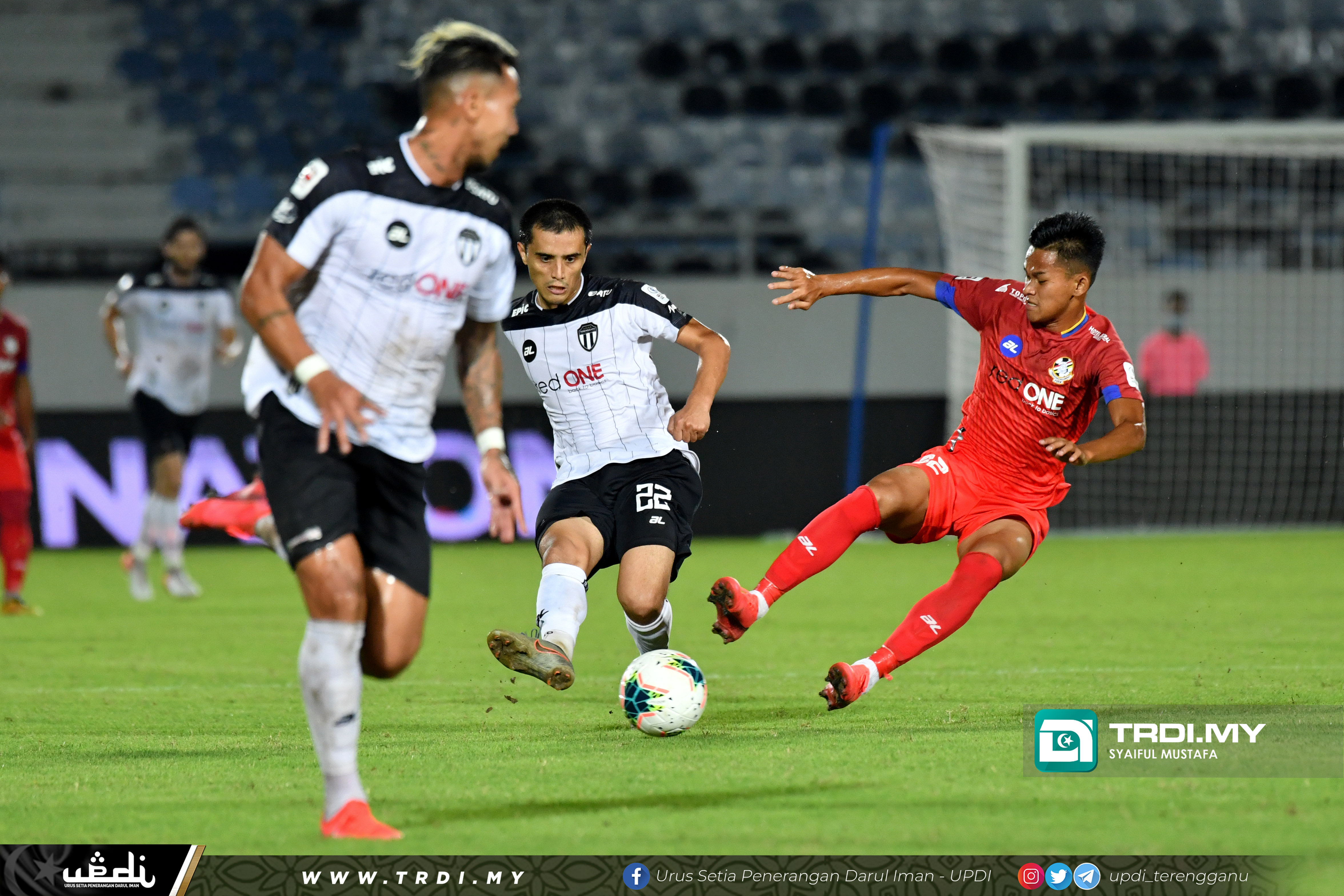 Perlawanan CIMB Liga Super, keputusan Terengganu FC - 4 VS PDRM - 0 di Stadium Sultan Mizan Zainal Abidin, Gong Badak