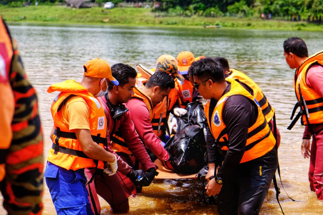 Tiga Beradik Lemas : Mayat Terakhir Ditemui
