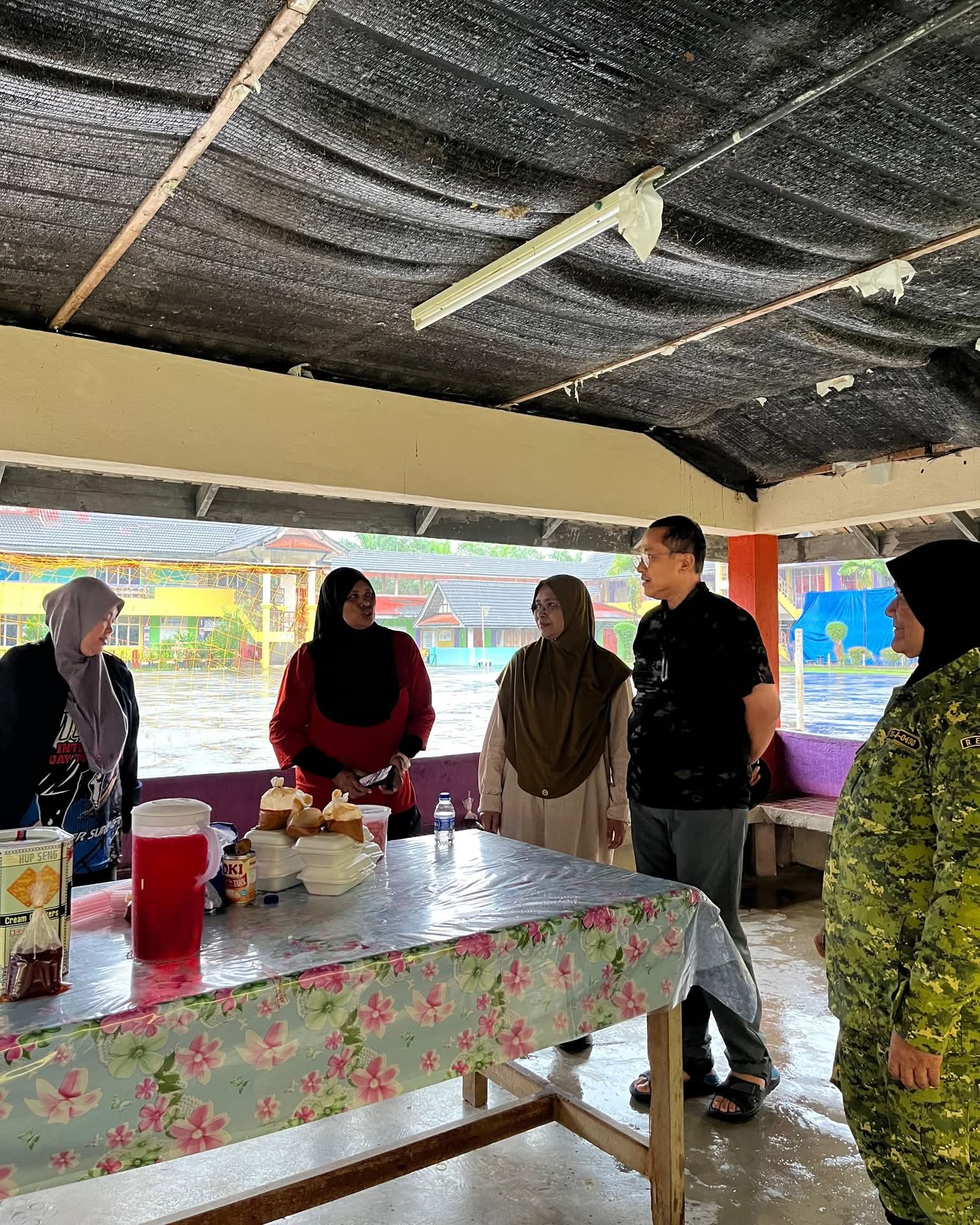 MB Terengganu Tinjau Mangsa Banjir