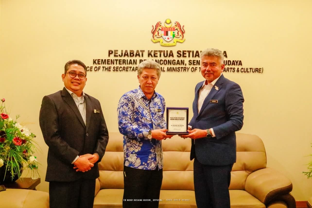 Kunjungan Hormat Perkukuh Pembangunan Pelancongan