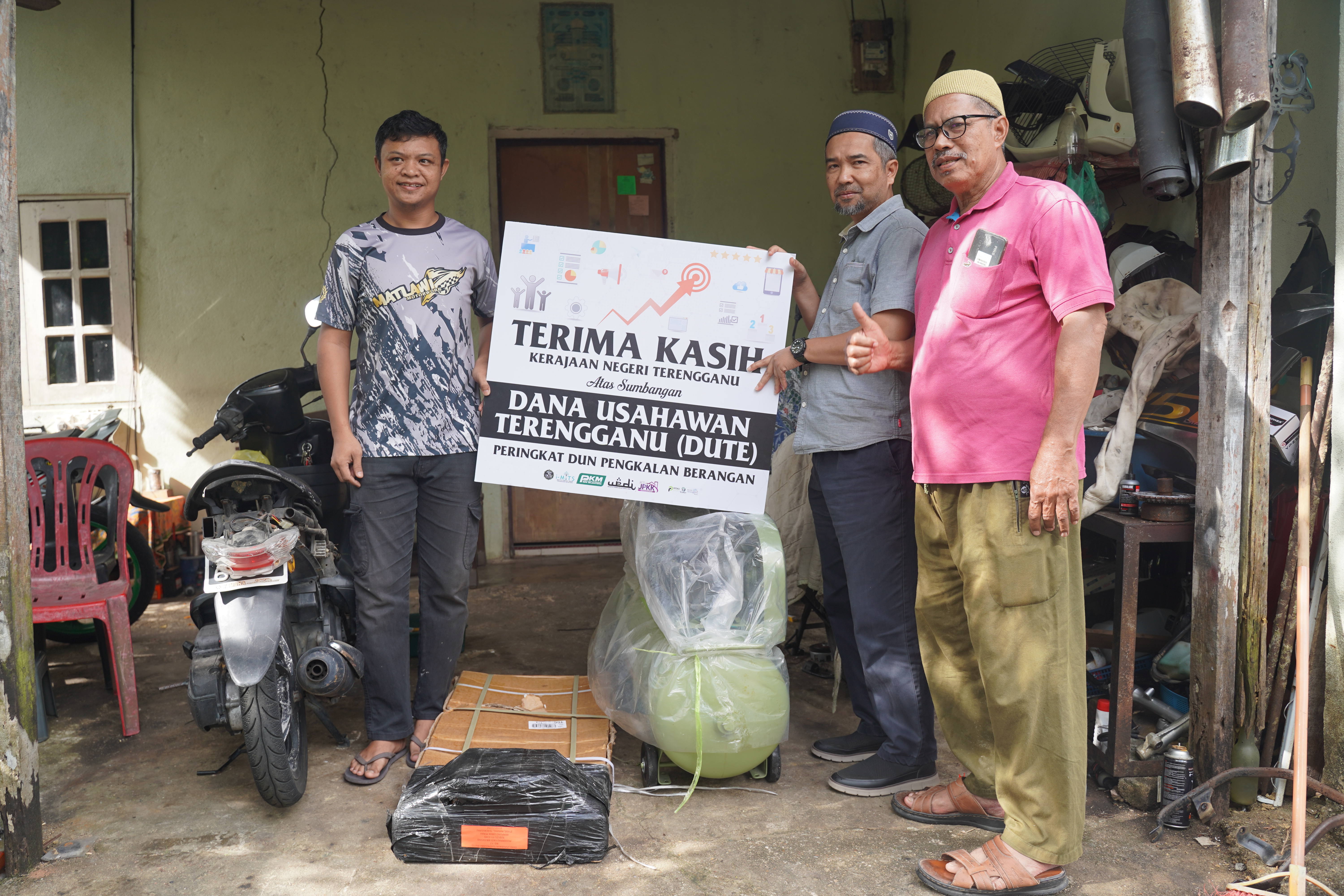 Empat Tahun Bertahan Mekanik Akhirnya Terima Bantuan