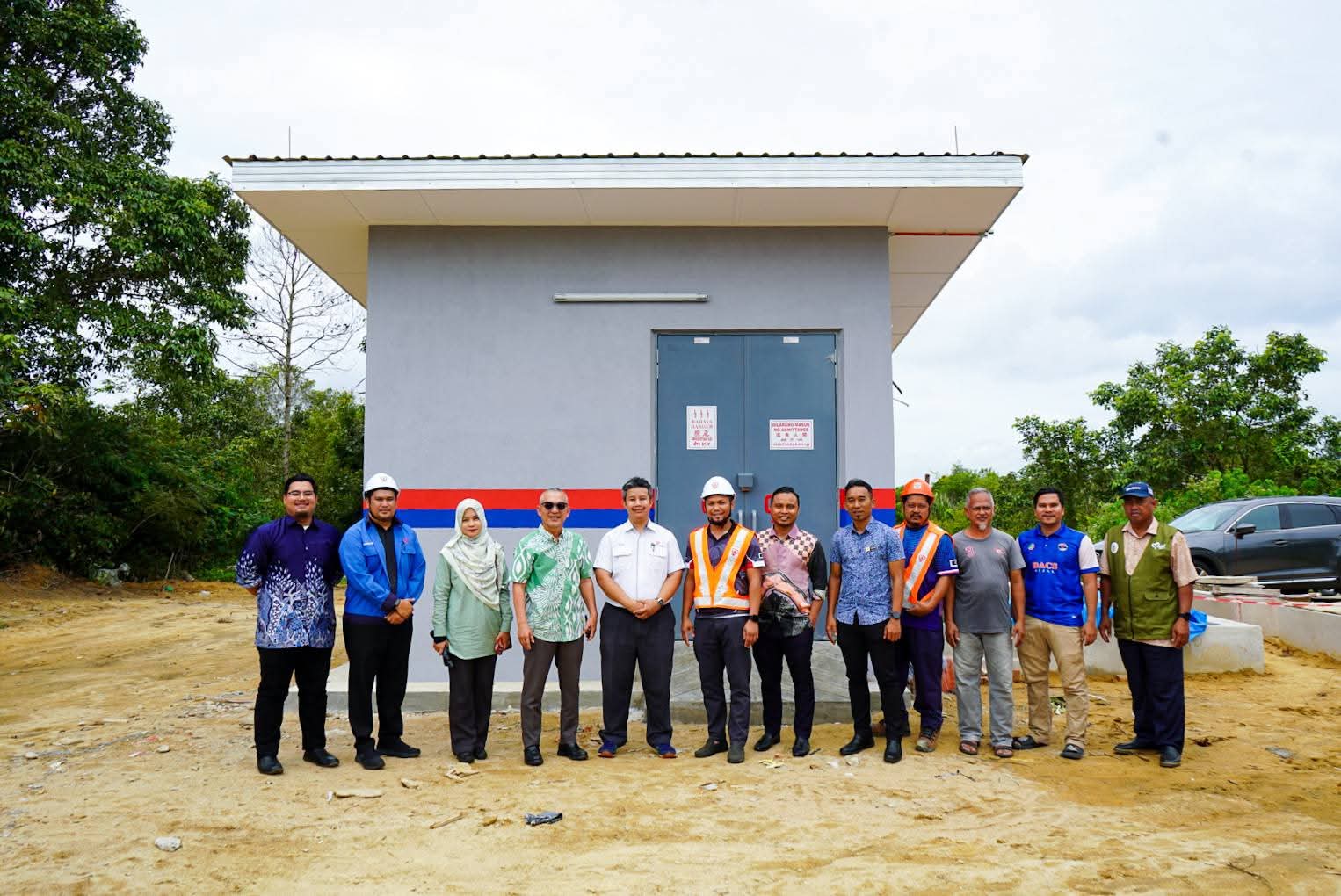 500 Keluarga Nikmati Bekalan Elektrik Lebih Stabil di Kampung Bujal