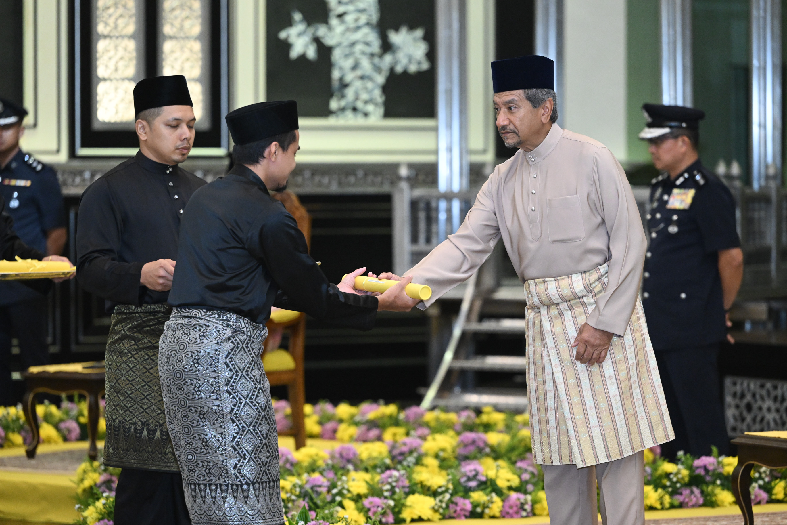 Sultan Terengganu Perkenan Kurnia Tauliah Kepada 153 Imam Masjid Mukim