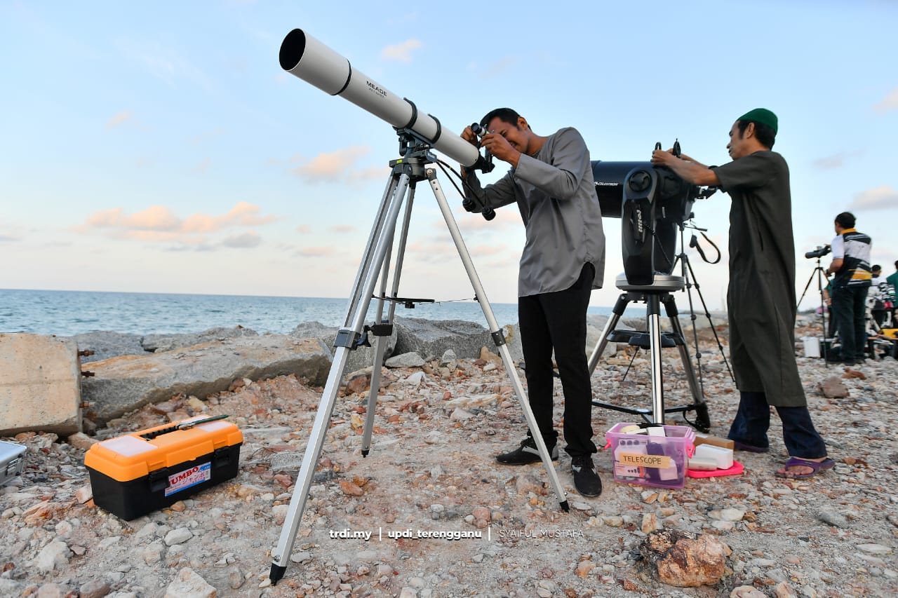 Pantai Hadapan Masjid Mengabang Telipot Jadi Pilihan Lihat Gerhana Bulan