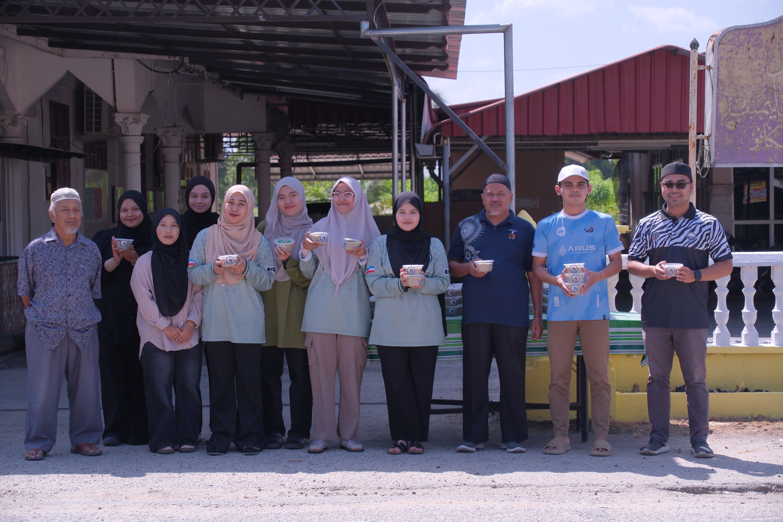 Permata UMS Santuni Kampung Alor Limbat 