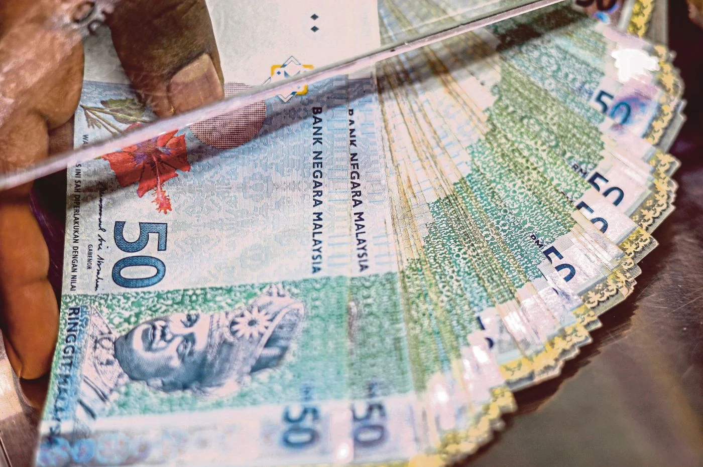 Jangan Panik Keluarkan Simpanan Bank – Pakar