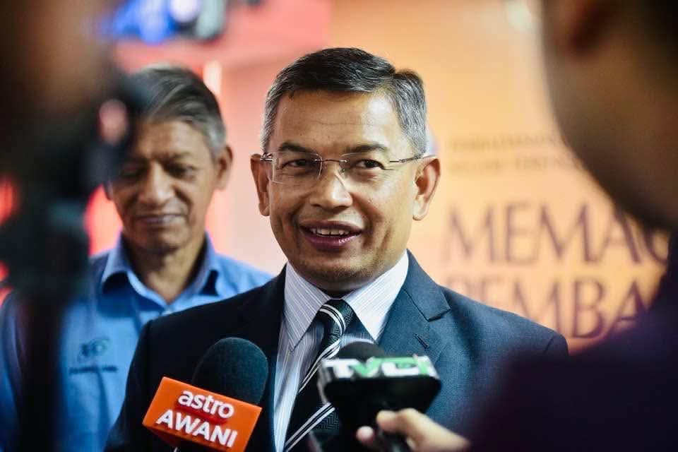 JPKK Jabi Sentiasa Tersenyum Melayan Ragam Penduduk