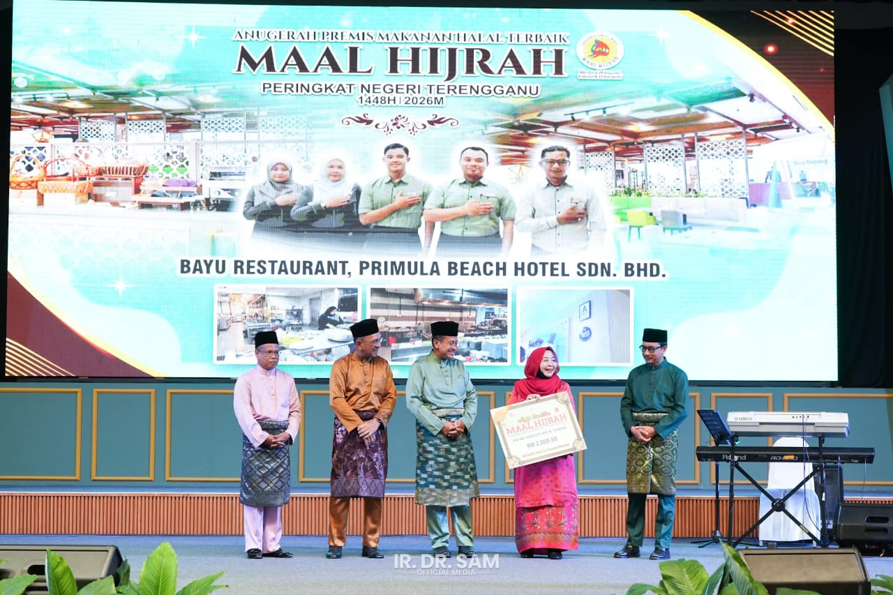 Bayu Restaurant dinobat Premis Makanan Halal Terbaik Terengganu