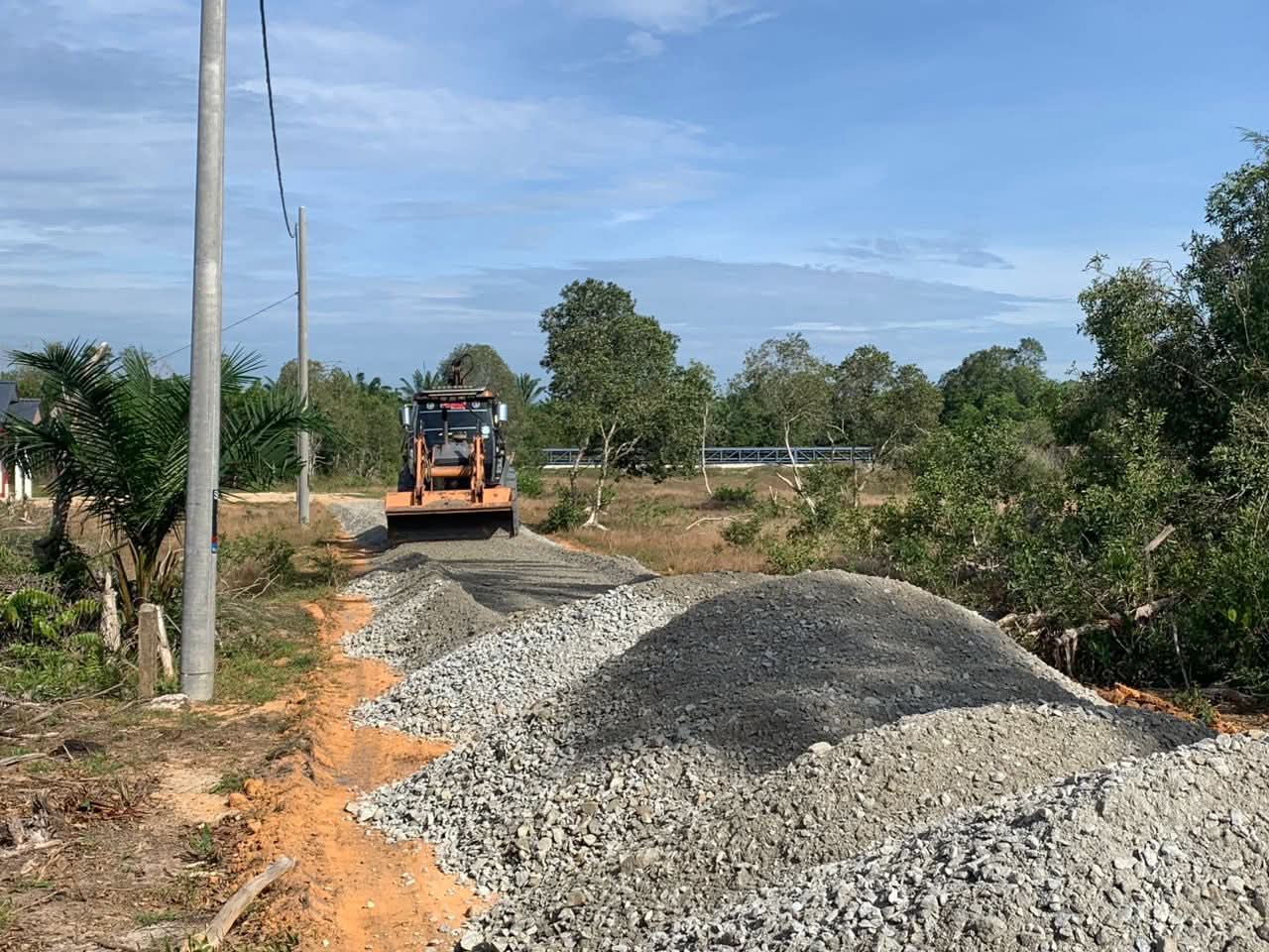 Sediakan Infra Asas, Kerajaan Terengganu Bina Jalan Batu Kasaran Di RTB Kampung Bari Kecil