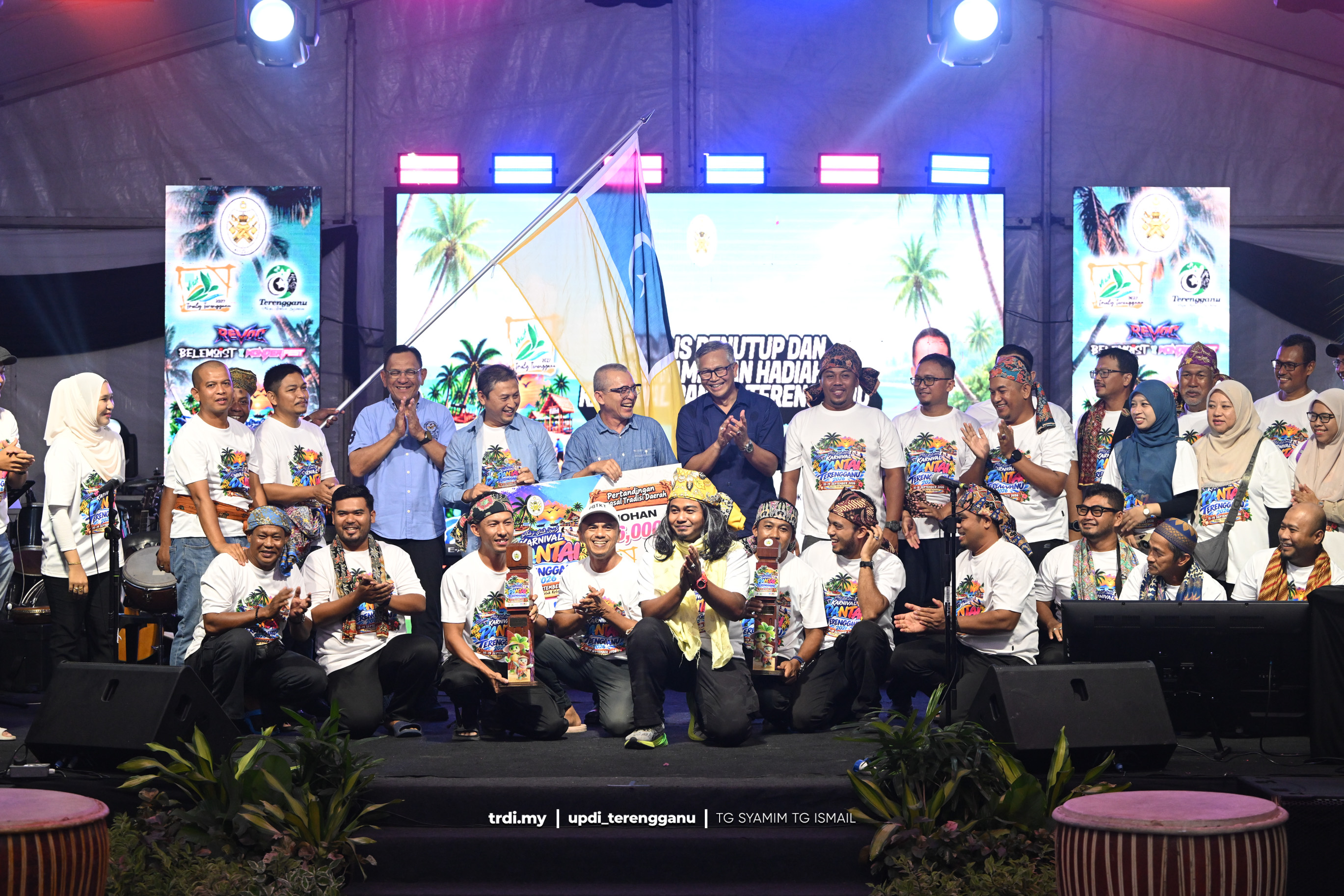  Kuala Terengganu Juara Bangsal Tradisi Karnival Pantai 2026