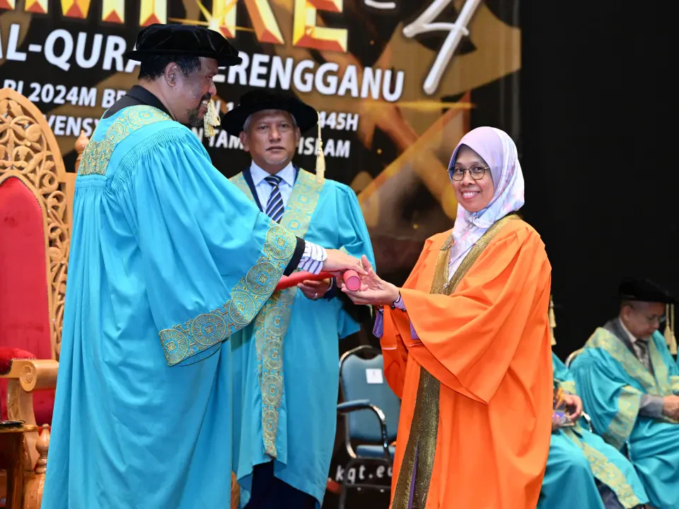 Majlis Imaratul Ilmi Kolej Al-Quran Terengganu Ke-4 bertempat di Dewan Konvensyen TTI