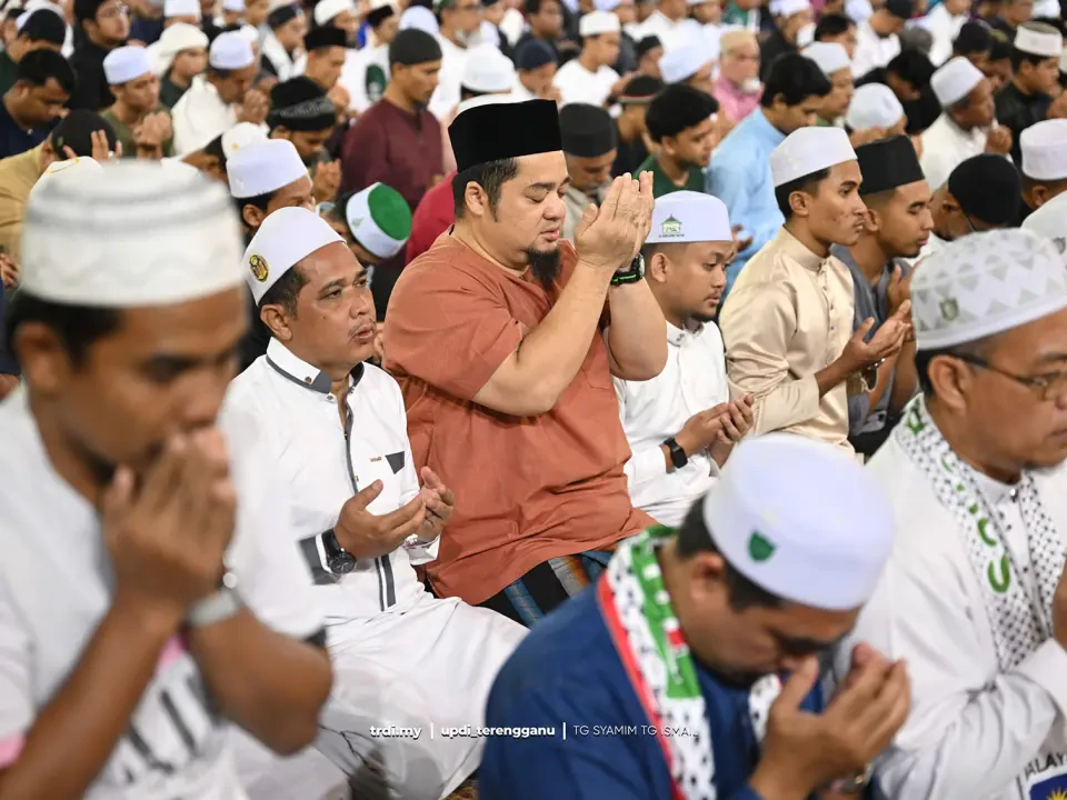 Ribuan Anak Muda Terengganu Meriahkan Sambutan Ambang Tahun Baru 2026