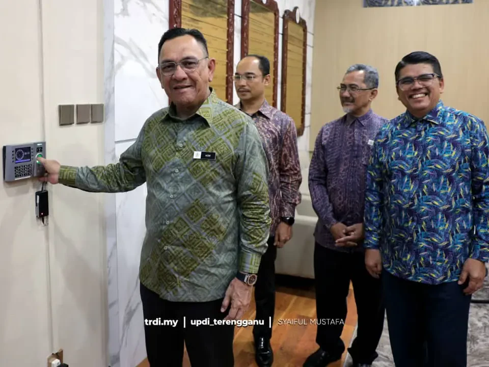 Dato’ Mohd Azmi Dilantik SUK Terengganu ke-28