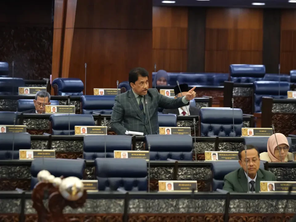 Akta Pendanaan Politik: Ahli Parlimen Besut Mahu Jaminan Pelaksanaan Adil