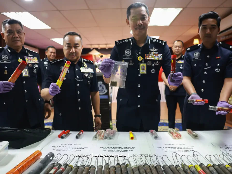 Polis Terengganu Tahan 33 Penyokong Selangor Miliki Suar, Dadah 