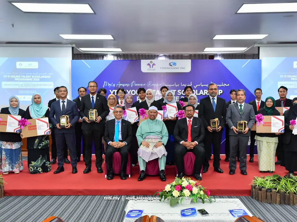 Terengganu Ganda Tajaan Biasiswa RM1 Juta