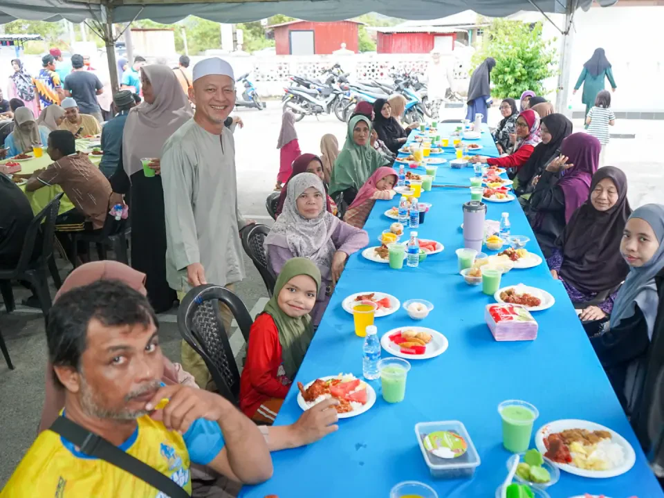 Majlis Iftar Perdana DUN Kijal Himpunkan 1,850 Jemaah di Empat Lokasi