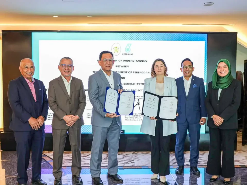 Terengganu–PETRONAS Meterai MoU Teroka Projek Karbon Berasaskan NbS