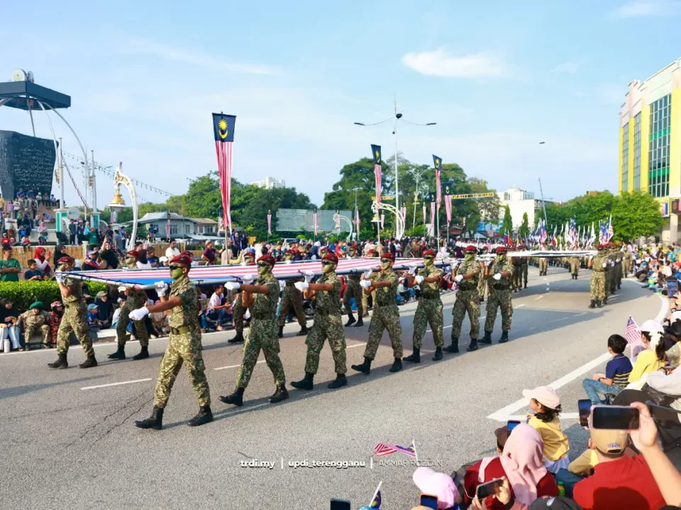 3,500 Peserta Meriahkan Perarakan Hari Kebangsaan Ke-69 Terengganu