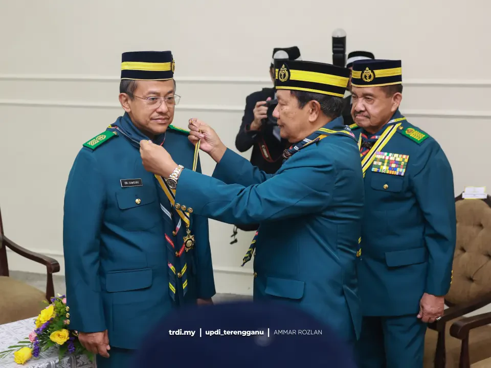 Dr. Sam Antara 373 Penerima Bintang Seri Mahkota Pengakap Kelas Pertama