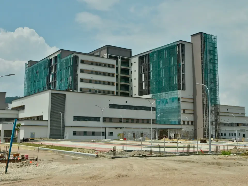 Selepas Hampir Sedekad, Hospital Kemaman RM427 Juta Dijangka Siap Tahun Depan