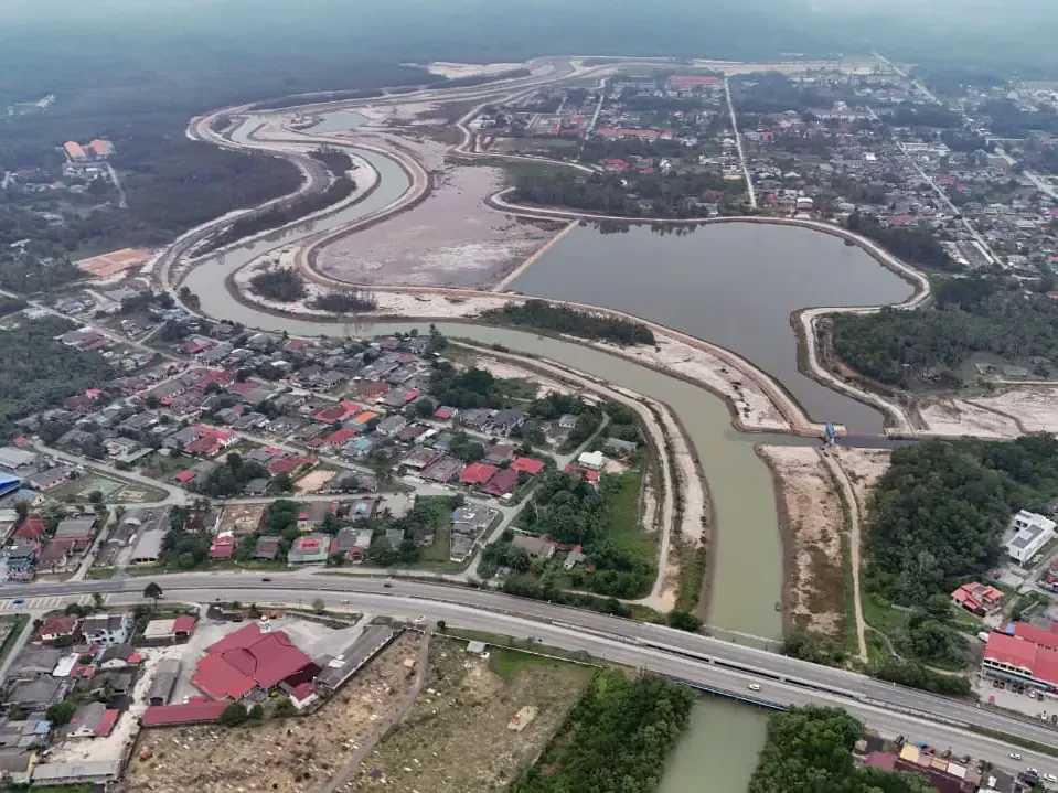 Projek Tebatan Banjir Sungai Kemasik Siap, Lindungi Lebih 1,500 Penduduk